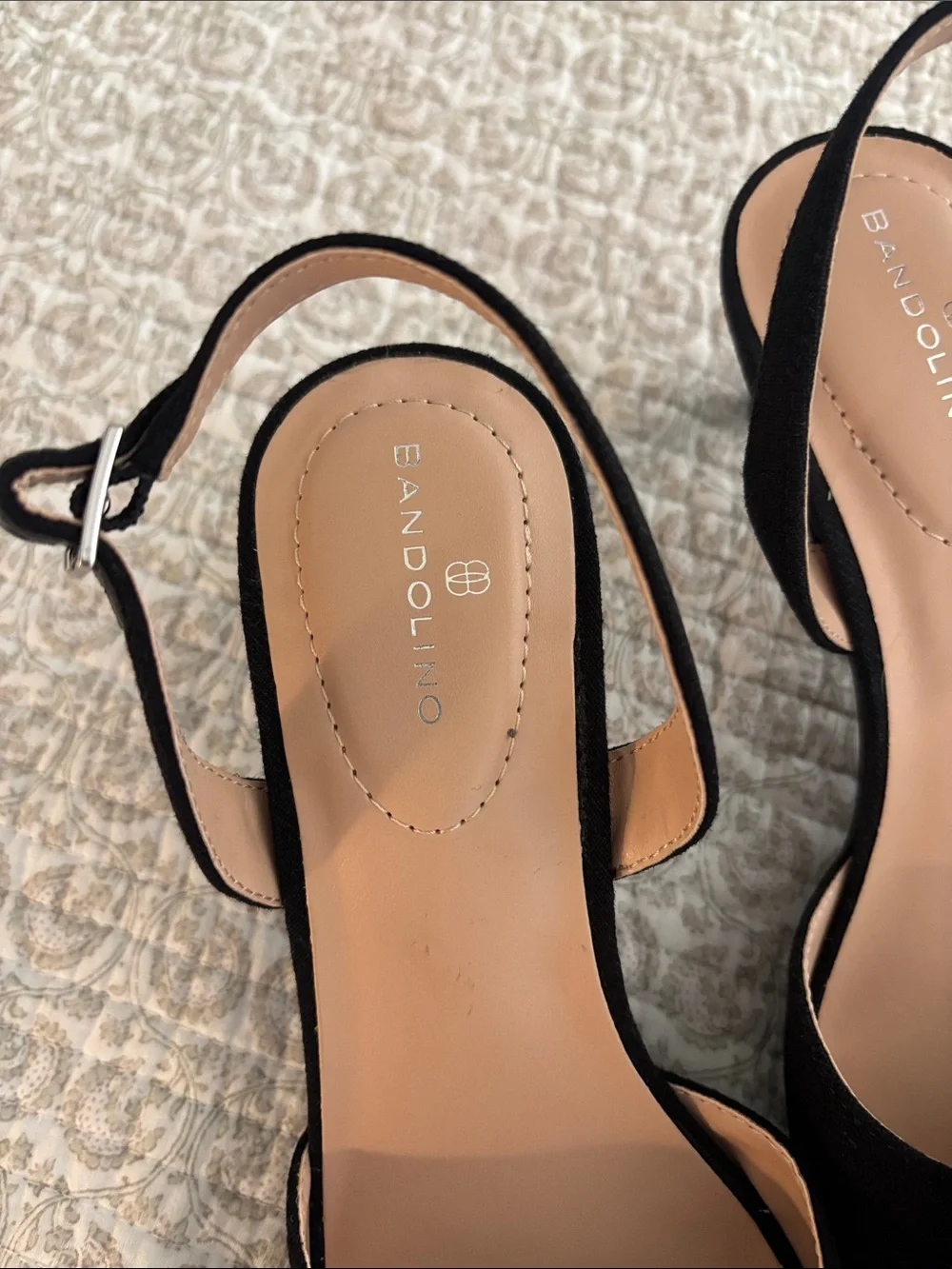 N/A chic black